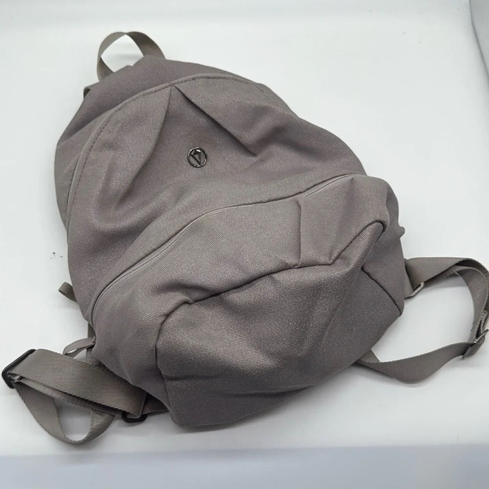 Ivivva by Lululemon Bringing It Backpack Lilac Sparkle